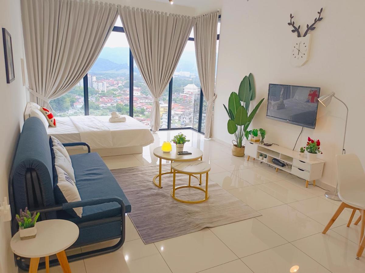Rooftop Pool, Up To 8 Pax, 2 Bedrooms, 2 Bathrooms, 2 Car Parks By Star Apartment