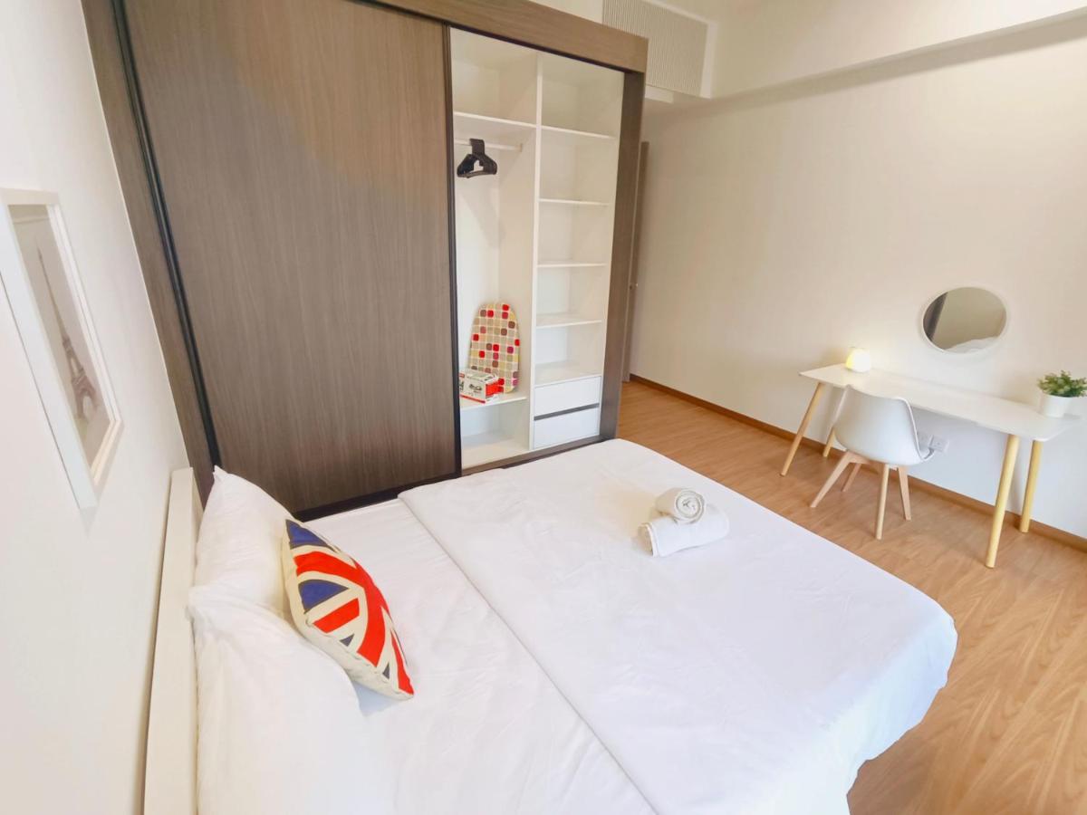 Rooftop Pool, Up To 8 Pax, 2 Bedrooms, 2 Bathrooms, 2 Car Parks By Star Apartment George Town